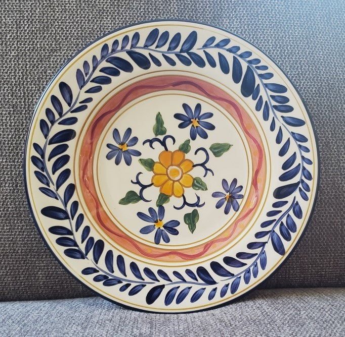 Tabletops Lifestyles "Tesorera" Salad Plate