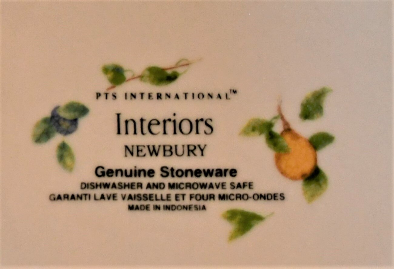 PTS Interiors "Newbury" Dinner Plate